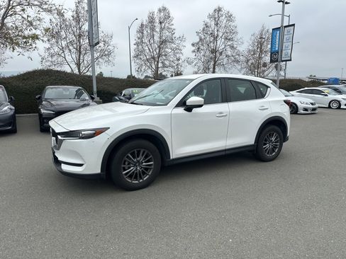 Used 2017 MAZDA CX-5 Sport image 5