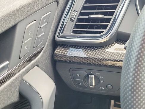 Used 2021 Audi SQ5 Premium Plus w/ Premium Plus Package image 20