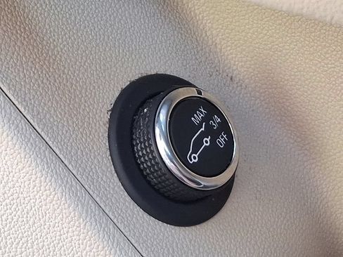 Used 2017 Cadillac XT5 FWD image 26