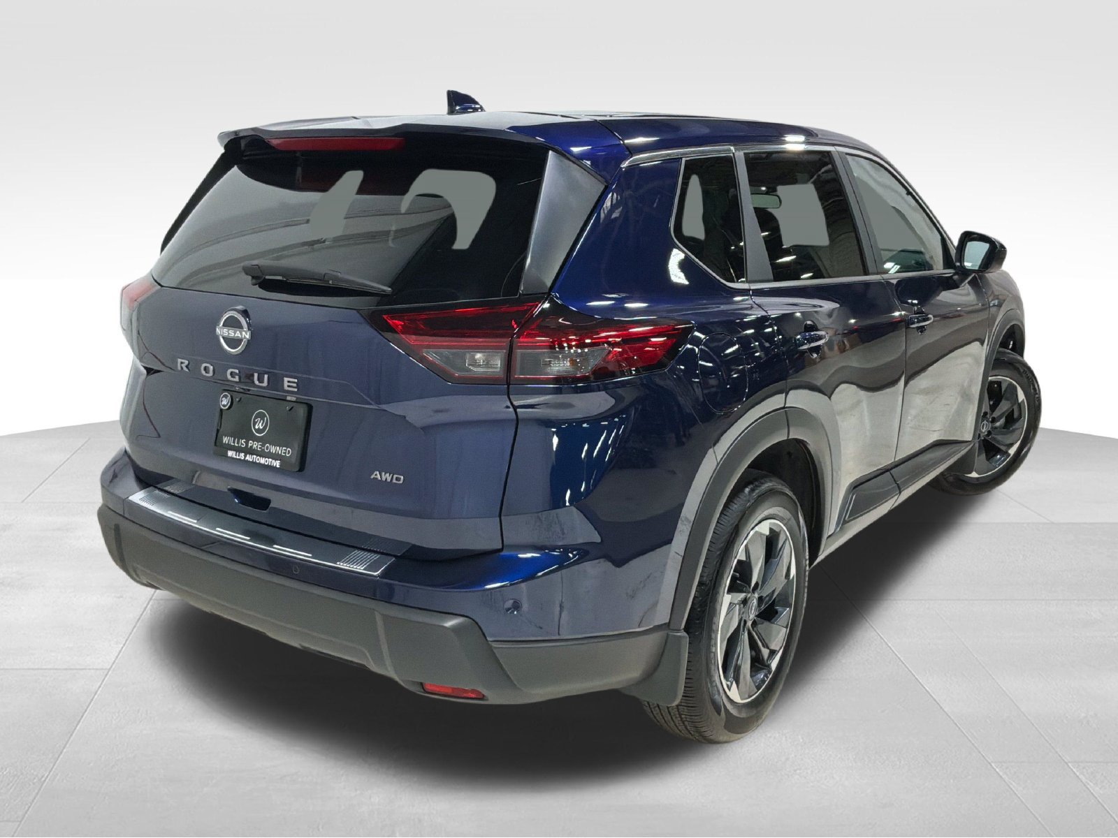 Used 2026 Nissan Rogue SV w/ Cold Weather Package AWD/4WD image 5