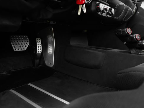 Used 2015 Ferrari 458 Speciale Coupe RWD image 83