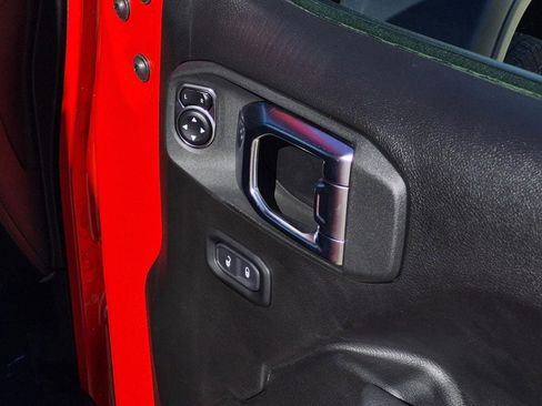 New 2026 Jeep Wrangler Unlimited Sport w/ Convenience Group image 9