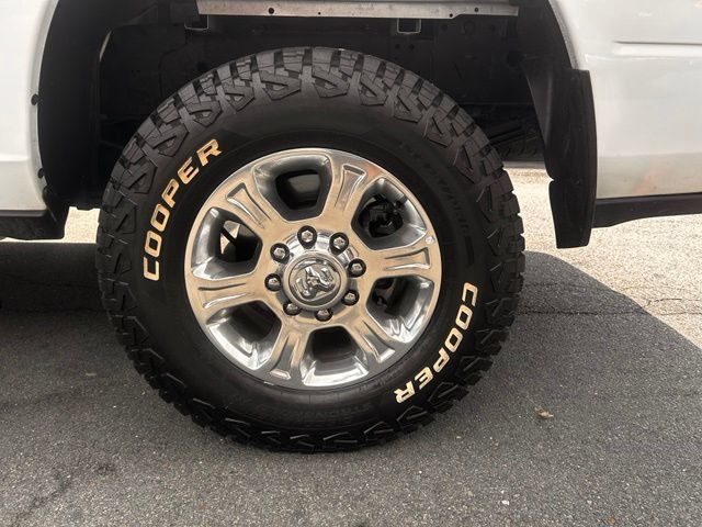 Used 2024 RAM 3500 Big Horn AWD/4WD image 42