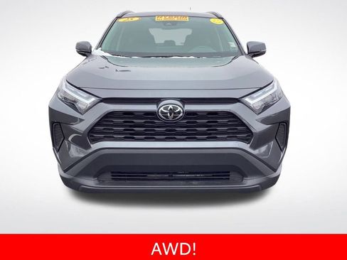 Used 2025 Toyota RAV4 XLE image 2