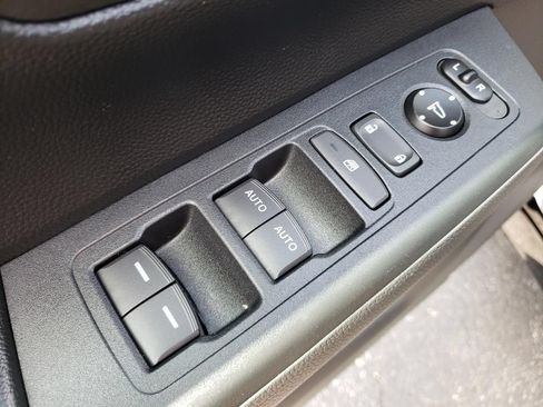 Used 2024 Honda CR-V Sport image 18
