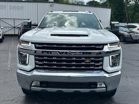 Certified 2022 Chevrolet Silverado 2500 LTZ w/ LTZ Convenience Package AWD/4WD image 4