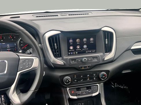 Used 2024 GMC Terrain SLE AWD/4WD image 7