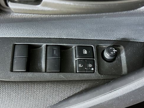 Used 2025 Toyota Corolla LE image 15