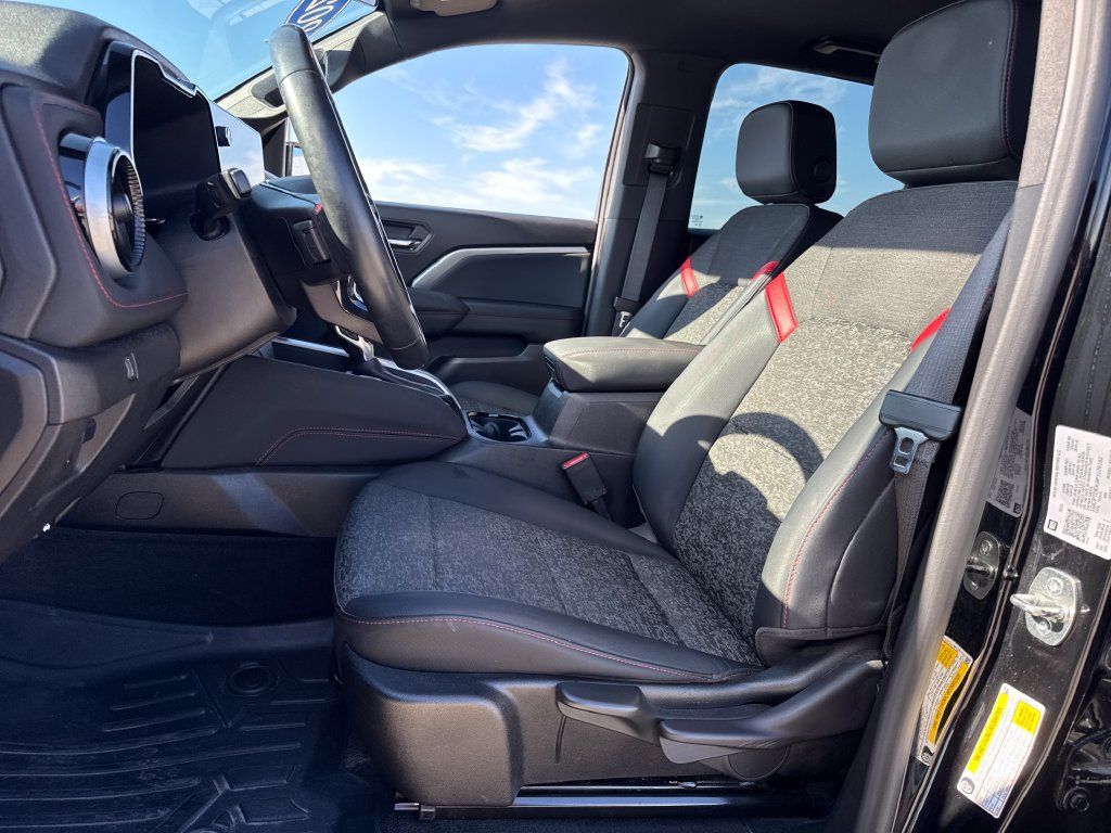 Used 2023 Chevrolet Colorado Z71 w/ Advanced Trailering Package AWD/4WD image 14
