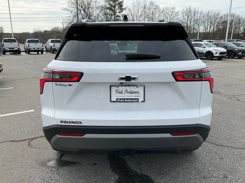 New 2026 Chevrolet Equinox LT w/ Convenience Package II image 21