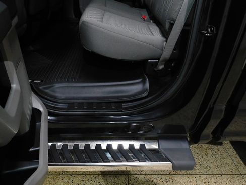 Used 2015 Ford F150 XLT image 72