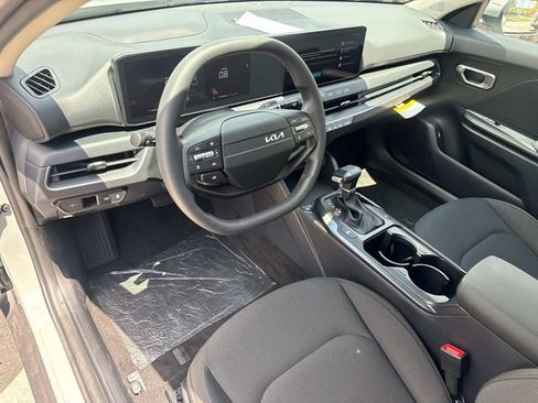 New 2026 Kia K4 FWD image 20