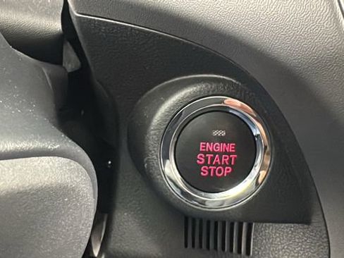 Certified 2025 Subaru Crosstrek 2.0i Premium image 27