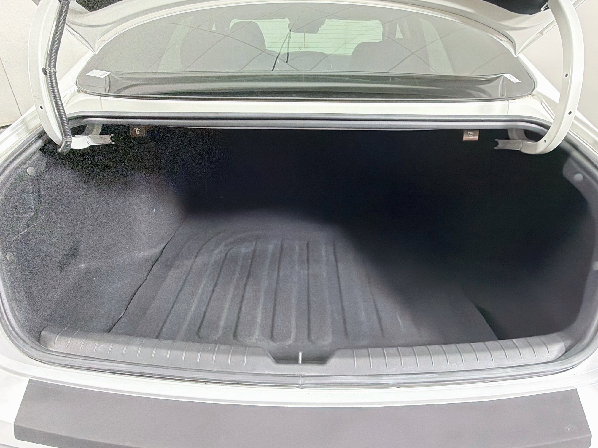 Used 2021 Hyundai Sonata Limited w/ Preferred Accessory Package FWD image 30