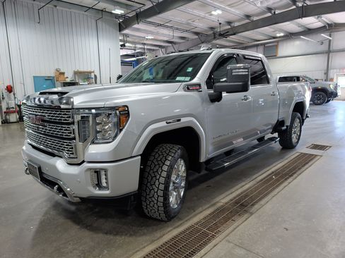 Used 2020 GMC Sierra 3500 Denali w/ Denali Ultimate Package AWD/4WD image 6
