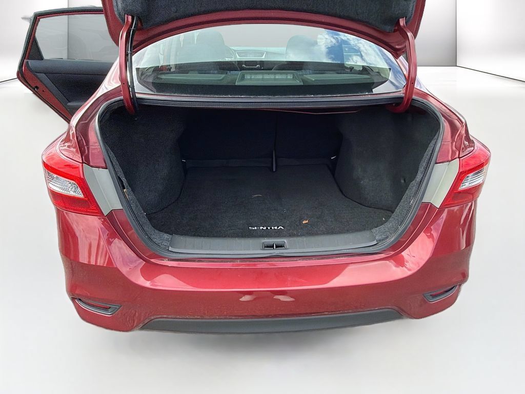Used 2017 Nissan Sentra SV w/ Style Package FWD image 28
