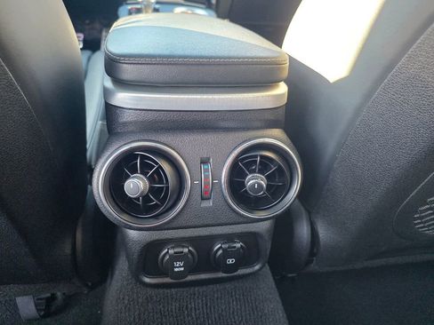 Used 2023 Kia Stinger GT2 image 17