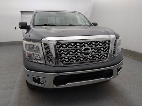 Used 2017 Nissan Titan SV RWD image 14