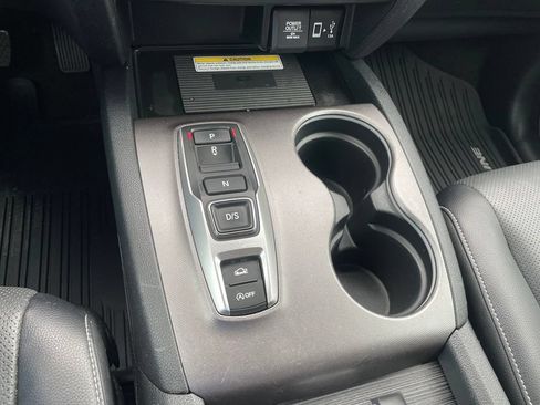Used 2023 Honda Ridgeline RTL-E image 12