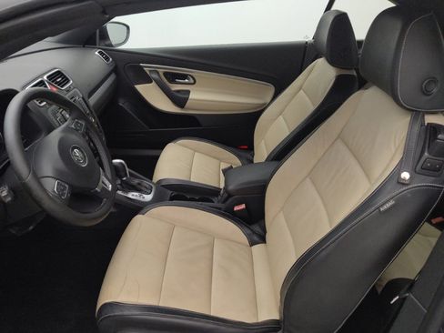 Used 2015 Volkswagen Eos Executive FWD image 17