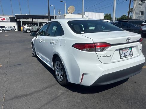 Used 2023 Toyota Corolla LE FWD image 6