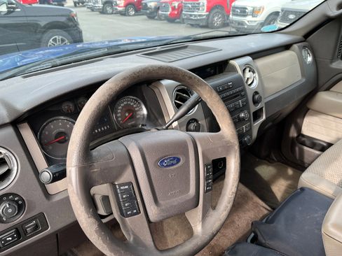 Used 2010 Ford F150 XLT image 11