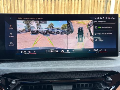 New 2026 BMW 330i xDrive Sedan w/ Premium Package AWD/4WD image 20