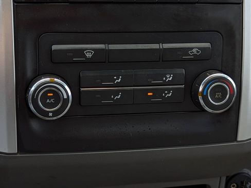 Used 2017 Nissan Frontier SV AWD/4WD image 21