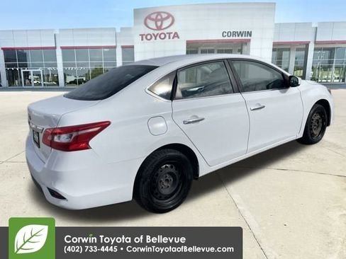 Used 2019 Nissan Sentra S image 5