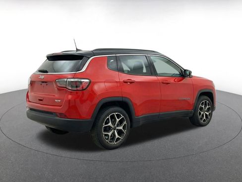 Used 2025 Jeep Compass Limited AWD/4WD image 9