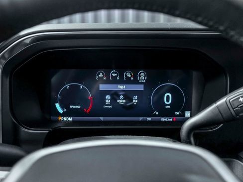 Used 2025 Ford F250 Platinum w/ Platinum Plus Package image 15