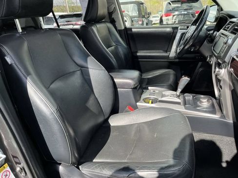 Used 2017 Toyota 4Runner Limited AWD/4WD image 27