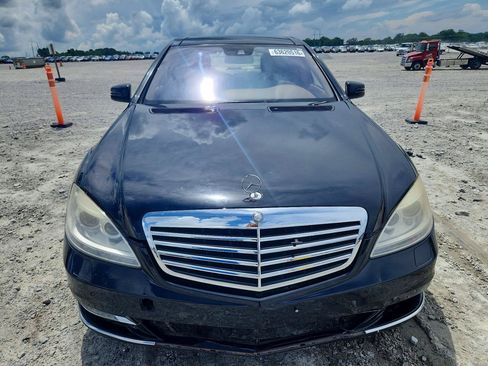 Used 2013 Mercedes-Benz S 550 4MATIC image 2