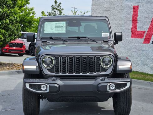 New 2026 Jeep Gladiator Sport image 2