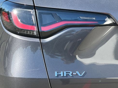 Certified 2023 Honda HR-V LX image 12