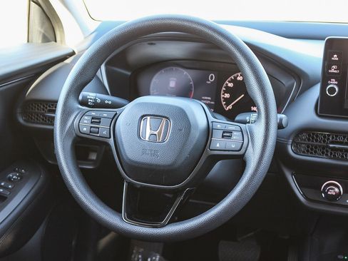 Certified 2026 Honda HR-V LX image 17