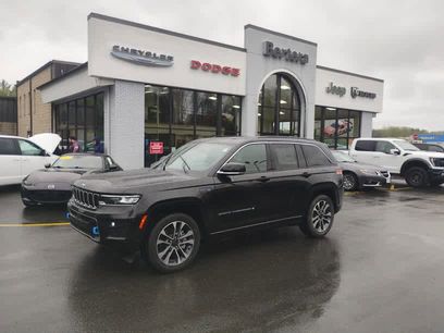 Used 2024 Jeep Grand Cherokee Overland w/ Luxury Tech Group IV