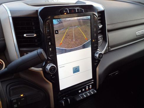 Used 2024 RAM 2500 Laramie w/ Safety Group image 7