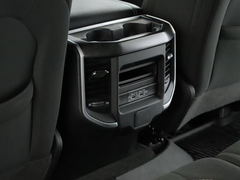 Used 2023 RAM 1500 Big Horn AWD/4WD image 6