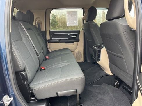 Used 2022 RAM 2500 Big Horn w/ Safety Group B image 11