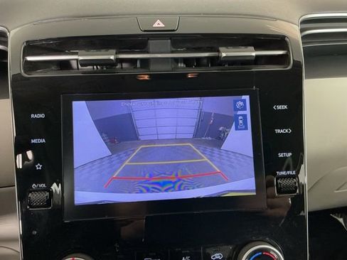 Used 2022 Hyundai Tucson SE w/ Winter Package AWD/4WD image 20