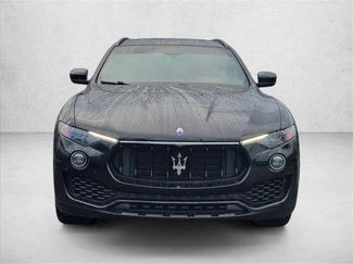 Used 2017 Maserati Levante w/ Sport Package AWD/4WD video 3