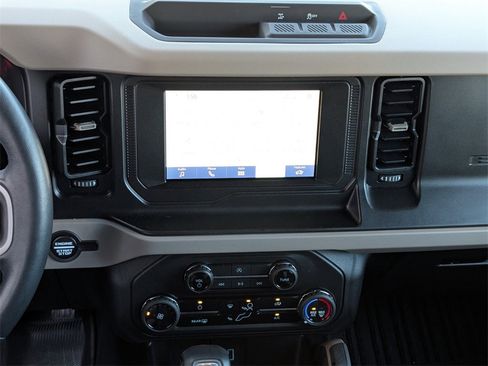 Used 2023 Ford Bronco Big Bend image 30