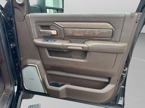 New 2026 RAM 3500 Longhorn image 34