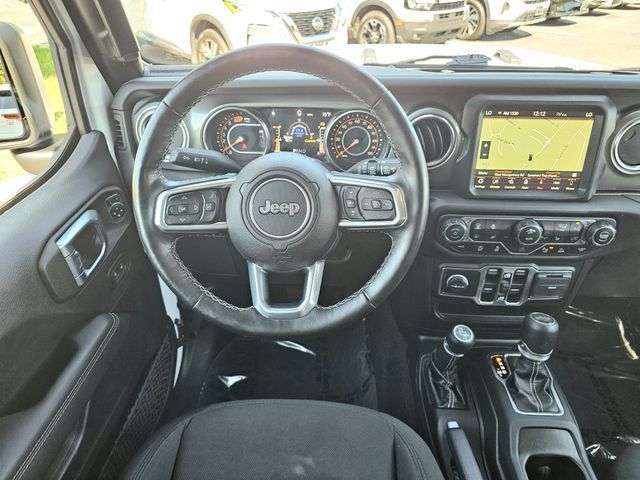 Used 2021 Jeep Wrangler Unlimited Sahara AWD/4WD image 31