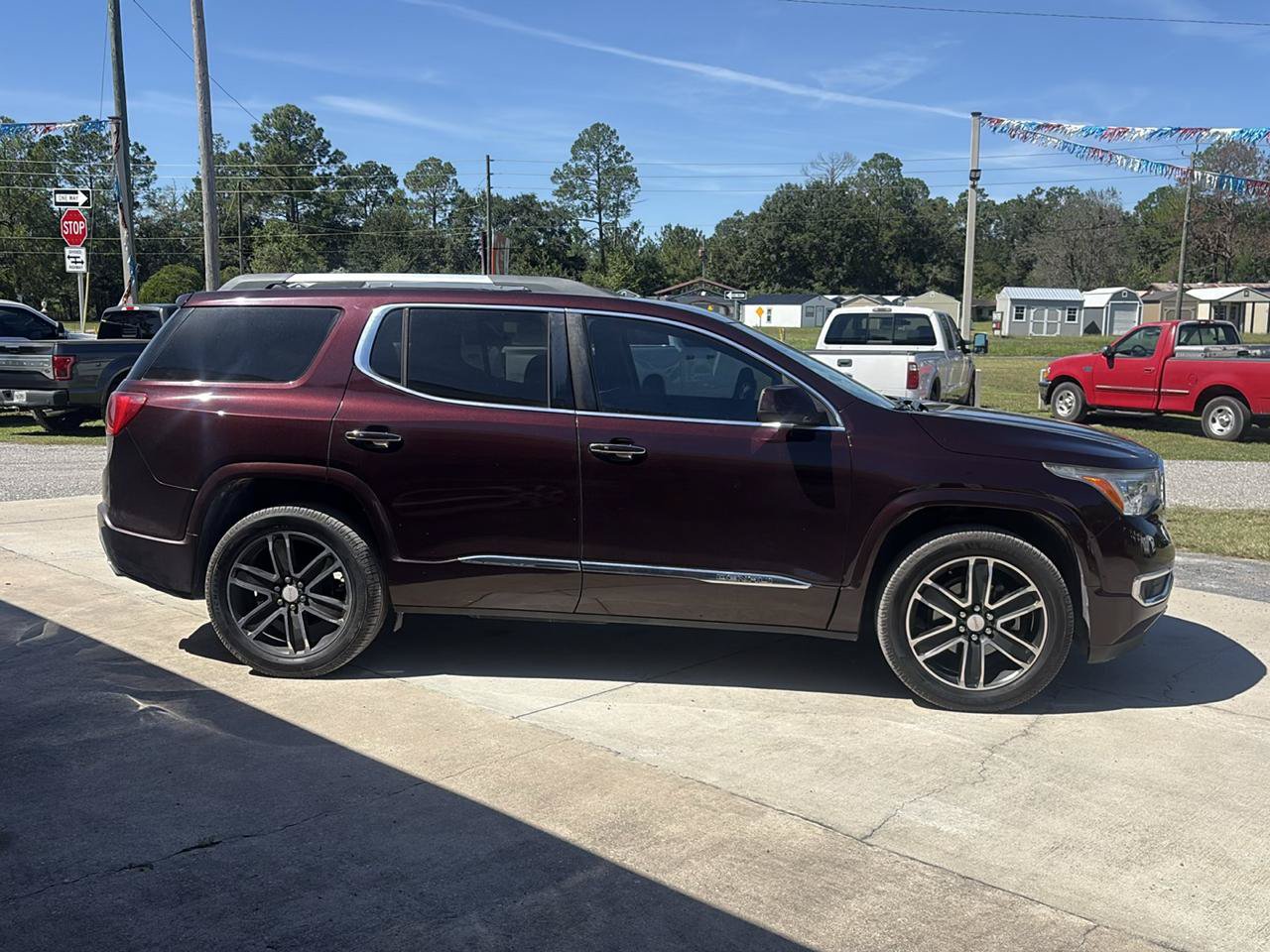 Used 2017 GMC Acadia Denali FWD image 4
