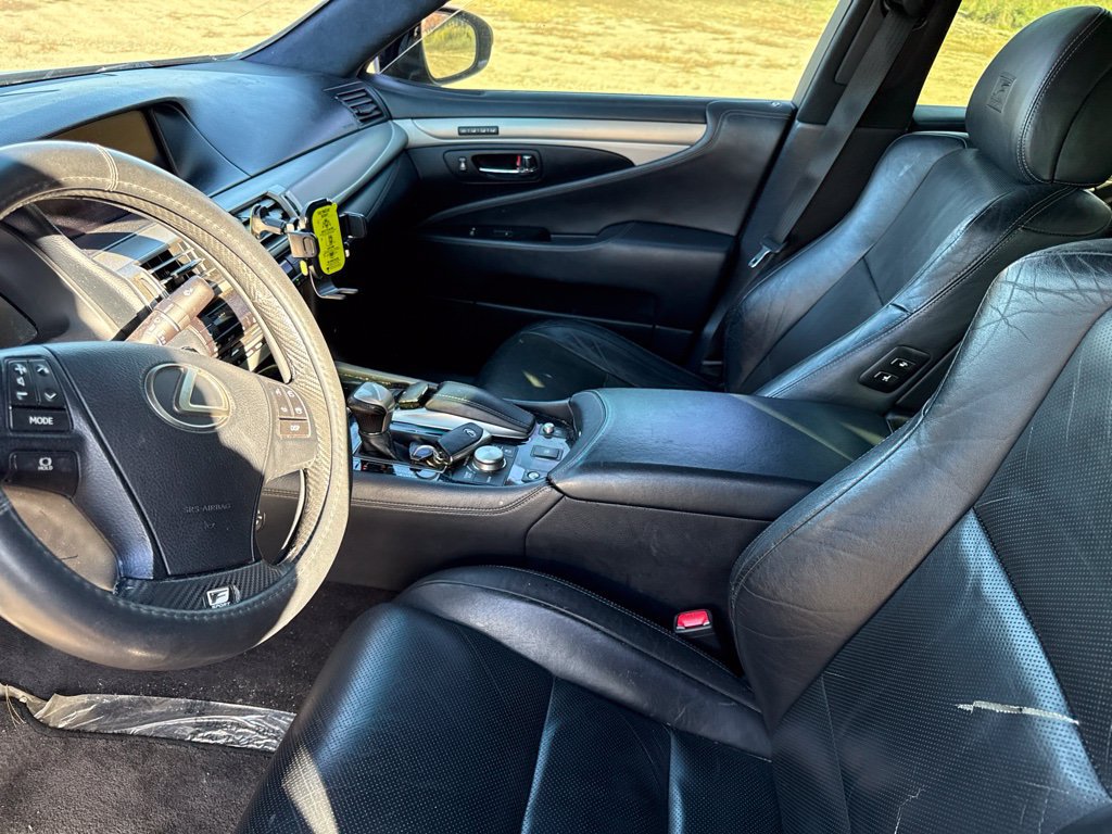 Used 2013 Lexus LS 460 AWD w/ F-Sport Pkg image 15