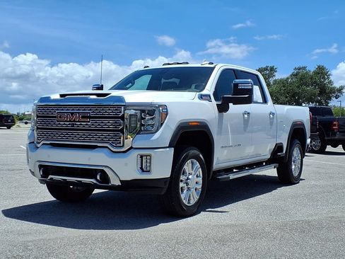 Used 2020 GMC Sierra 2500 Denali w/ Denali Ultimate Package AWD/4WD image 3
