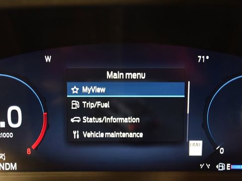 Used 2025 Ford Explorer ST AWD/4WD image 24