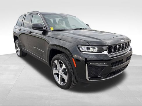 New 2026 Jeep Grand Cherokee Limited image 3